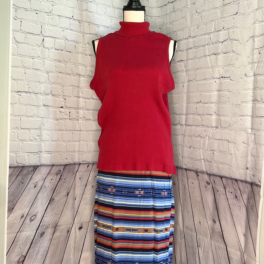 Extra Touch - Red sleeveless Turtleneck